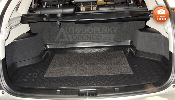 Vana do kufru přesně pasuje do zavazadlového prostoru modelu auta Lexus RX 2003- 300,330,350,400